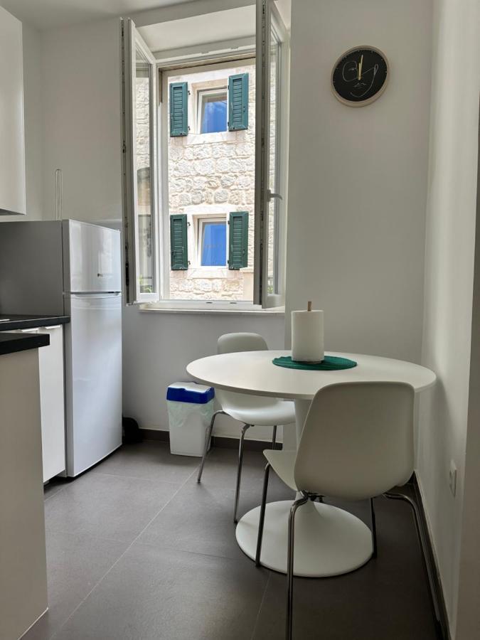 Old Town Apolon Luxury Apartment سبليت المظهر الخارجي الصورة